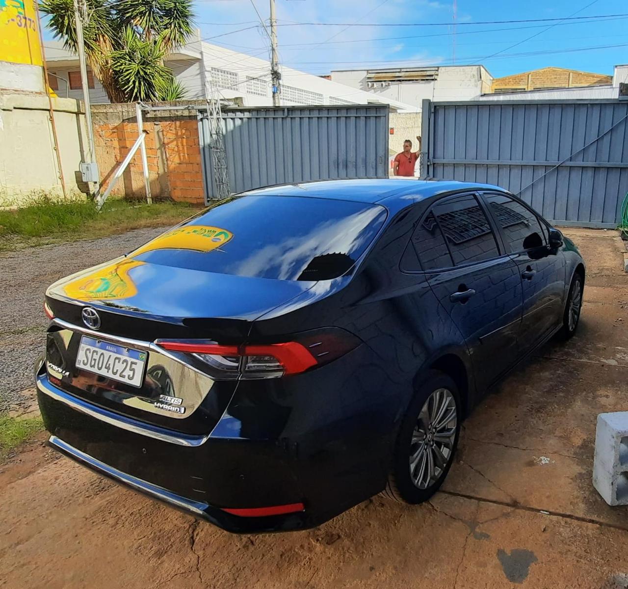 Corolla Sedan